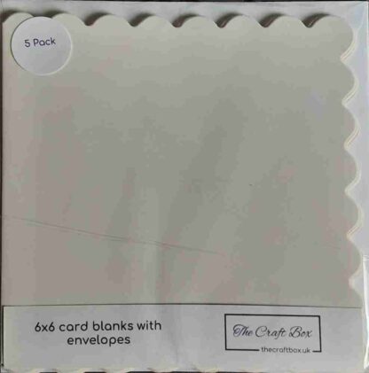 White-scalloped-edge-cards-with-envelopes-1