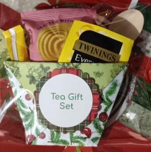 Tea Gift Set - Red and Green