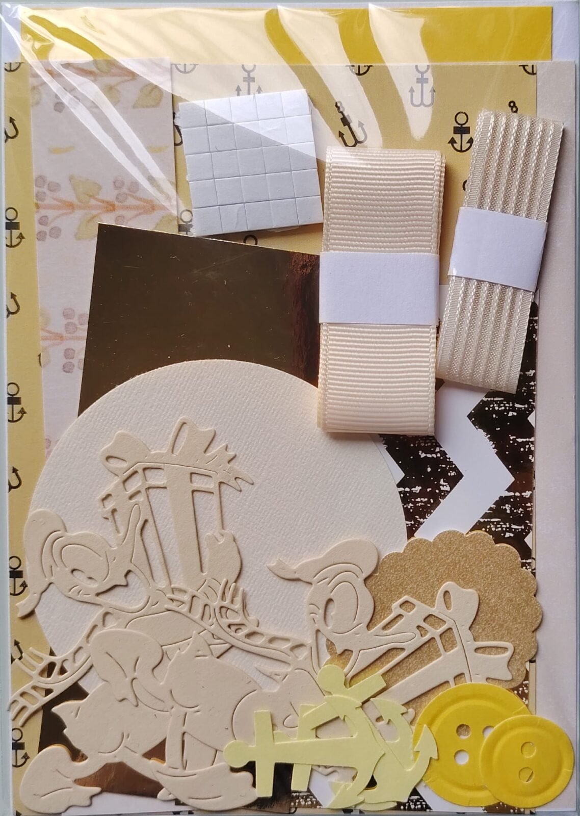 Cream Donald Duck